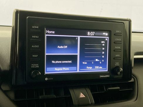 Used 2022 Toyota RAV4 XLE w/ Convenience Package image 28