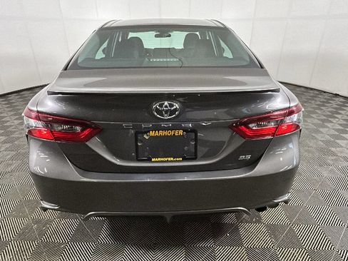 Used 2024 Toyota Camry SE FWD image 3