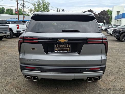 Used 2026 Chevrolet Traverse LT w/ Driver Confidence Package FWD image 7