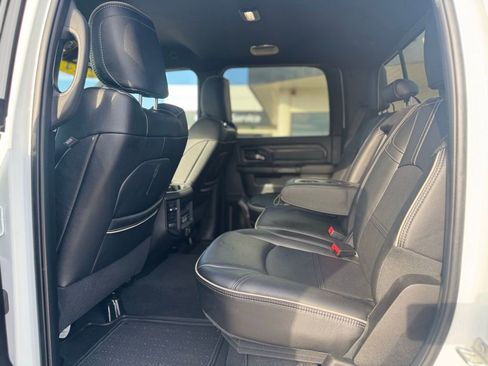 Used 2024 RAM 2500 Limited AWD/4WD image 9