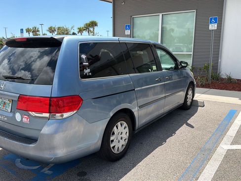 Used 2010 Honda Odyssey LX image 6