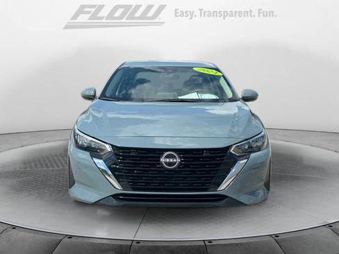 Used 2024 Nissan Sentra SV FWD image 3
