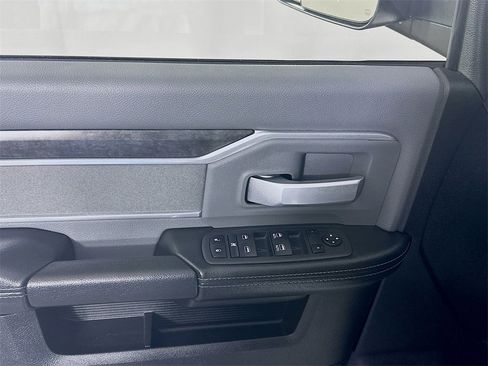 Used 2022 RAM 2500 Big Horn image 25