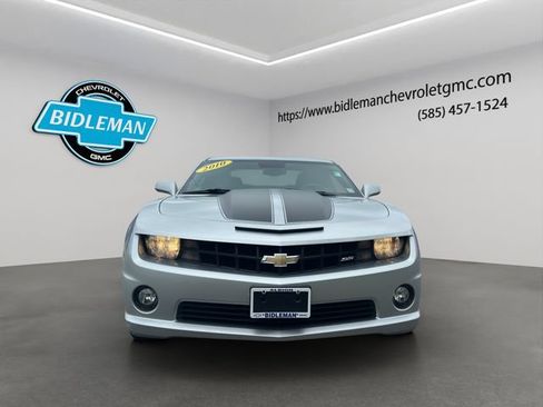 Used 2010 Chevrolet Camaro SS w/ RS Package RWD image 2