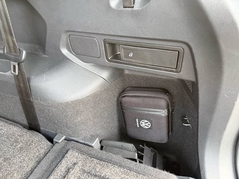 Used 2020 Volkswagen Tiguan SE R-Line w/ 3rd Row Seat Package AWD/4WD image 24