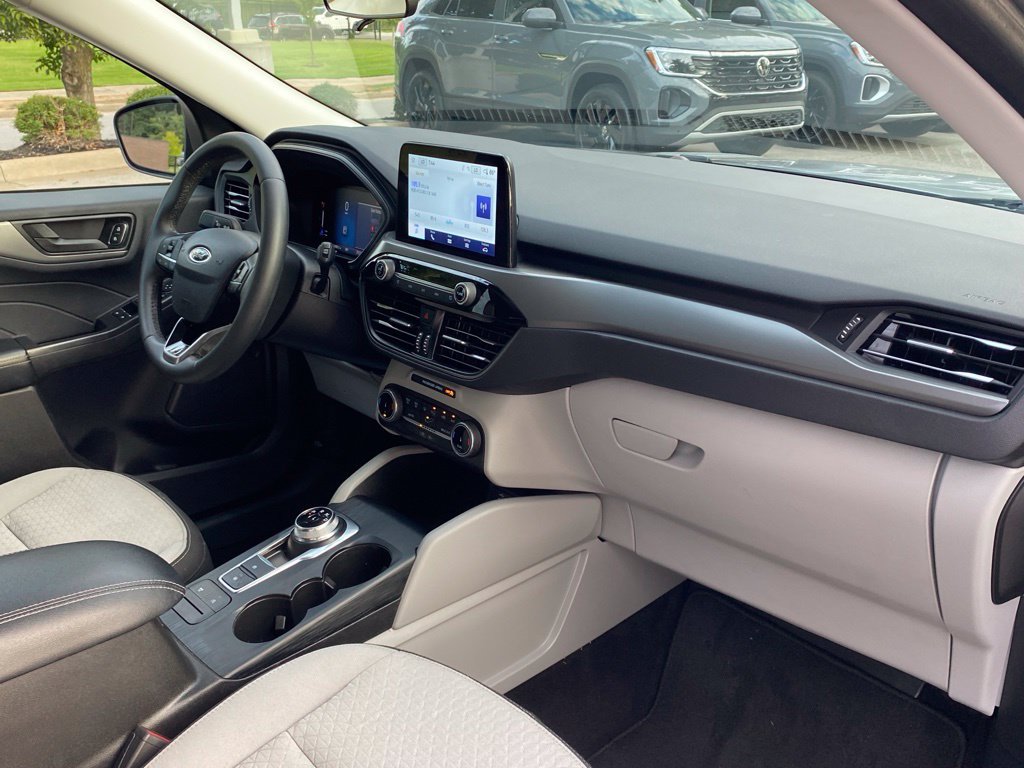 Used 2024 Ford Escape Active FWD image 32