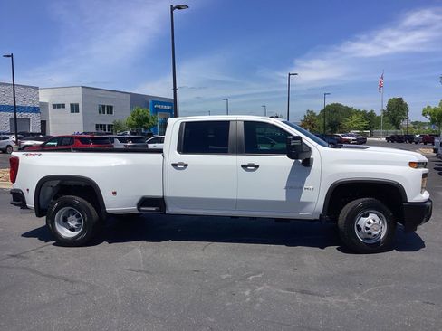 New 2026 Chevrolet Silverado 3500 W/T w/ WT Convenience Package AWD/4WD image 6