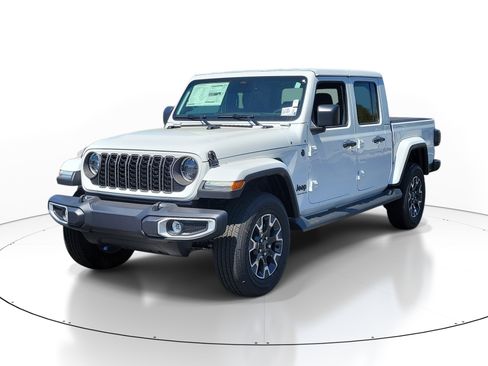 New 2026 Jeep Gladiator Mojave AWD/4WD image 3
