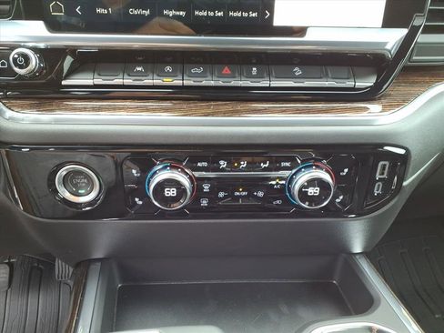 Used 2024 GMC Sierra 1500 Elevation image 20