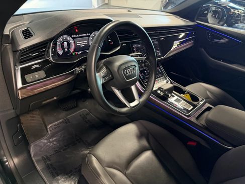 Used 2019 Audi Q8 Premium Plus w/ Premium Plus AWD/4WD image 19