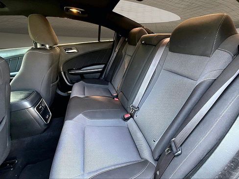 Used 2022 Dodge Charger SXT RWD image 23