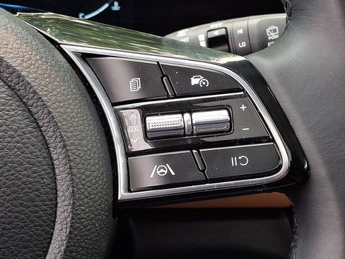 Certified 2024 Kia Seltos EX AWD/4WD image 22