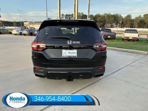 New 2026 Honda Pilot Black Edition image 5