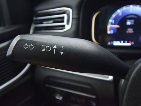 Used 2022 Jeep Wagoneer Series II image 38