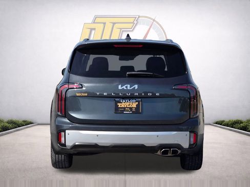 Used 2024 Kia Telluride EX FWD image 6