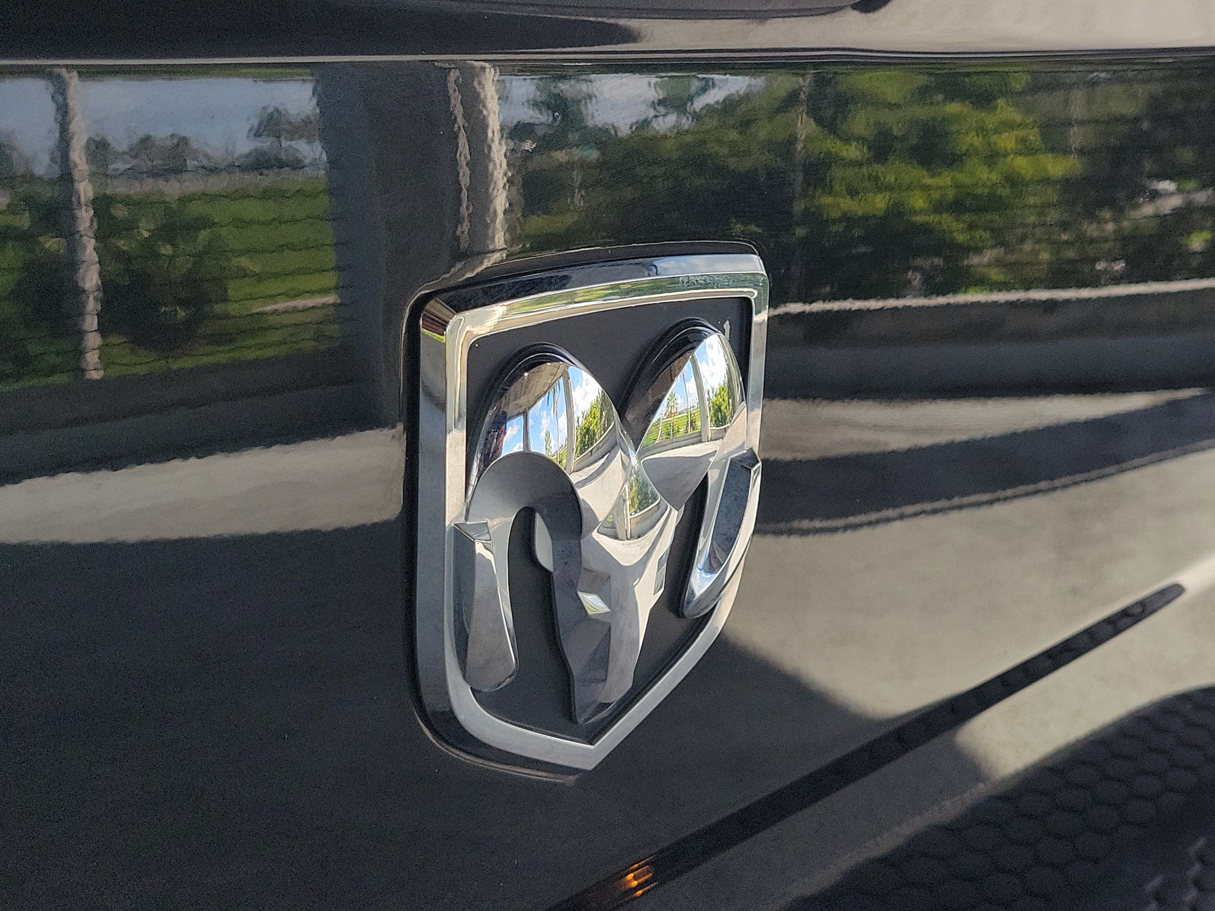Used 2019 RAM 1500 Express AWD/4WD image 6