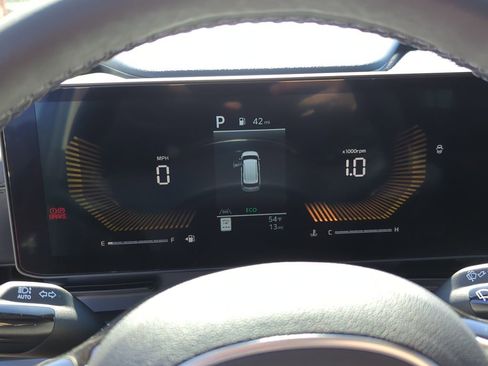 New 2026 Kia Carnival LXS image 31