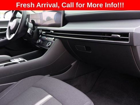 Used 2025 Hyundai Sonata SEL FWD image 8