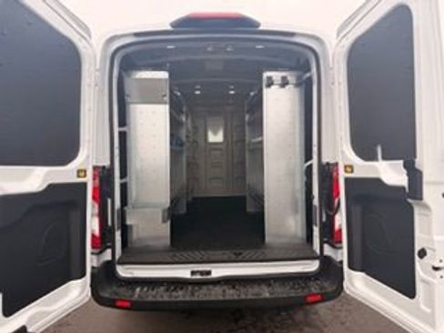 New 2026 Ford Transit 250 148 Medium Roof w/ Load Area Protection Package RWD image 3