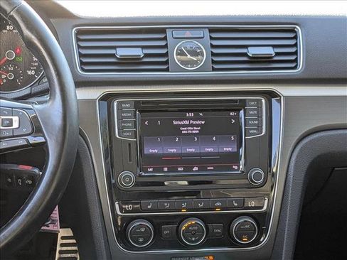 Used 2017 Volkswagen Passat 1.8T R-Line w/ R-Line Lighting Package image 13