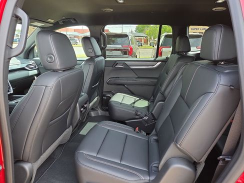 New 2026 GMC Acadia Elevation FWD image 8