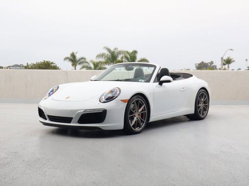 Certified 2017 Porsche 911 Carrera S image 5