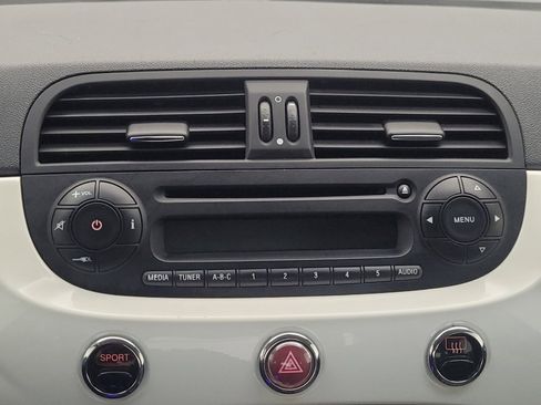 Used 2015 FIAT 500 Pop FWD image 25