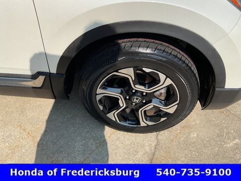 Used 2018 Honda CR-V Touring image 12