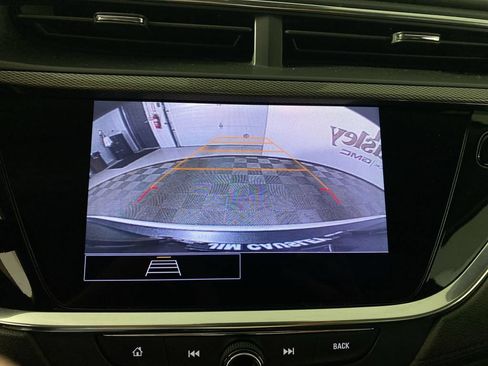Certified 2023 Buick Encore GX Preferred w/ Cold Weather Comfort Package AWD/4WD image 17