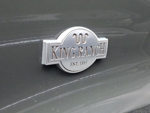 Used 2021 Ford Explorer King Ranch w/ Premium Technology Package image 13