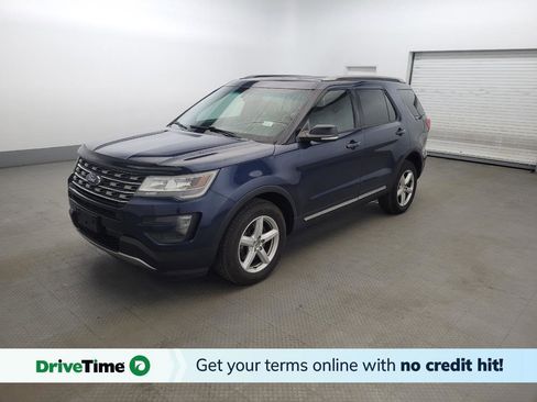 Used 2016 Ford Explorer XLT w/ Equipment Group 202A AWD/4WD image 1