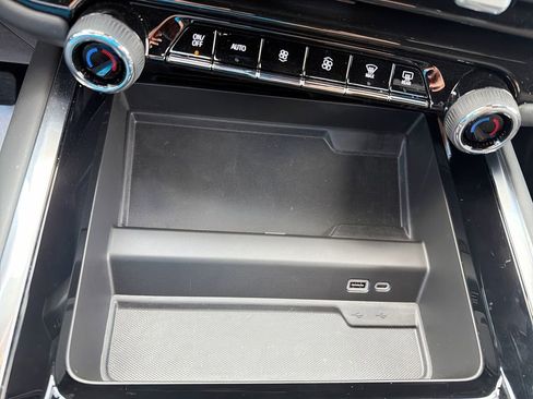 Used 2026 Chevrolet Tahoe LS w/ LPO, Dark Essentials Package image 28