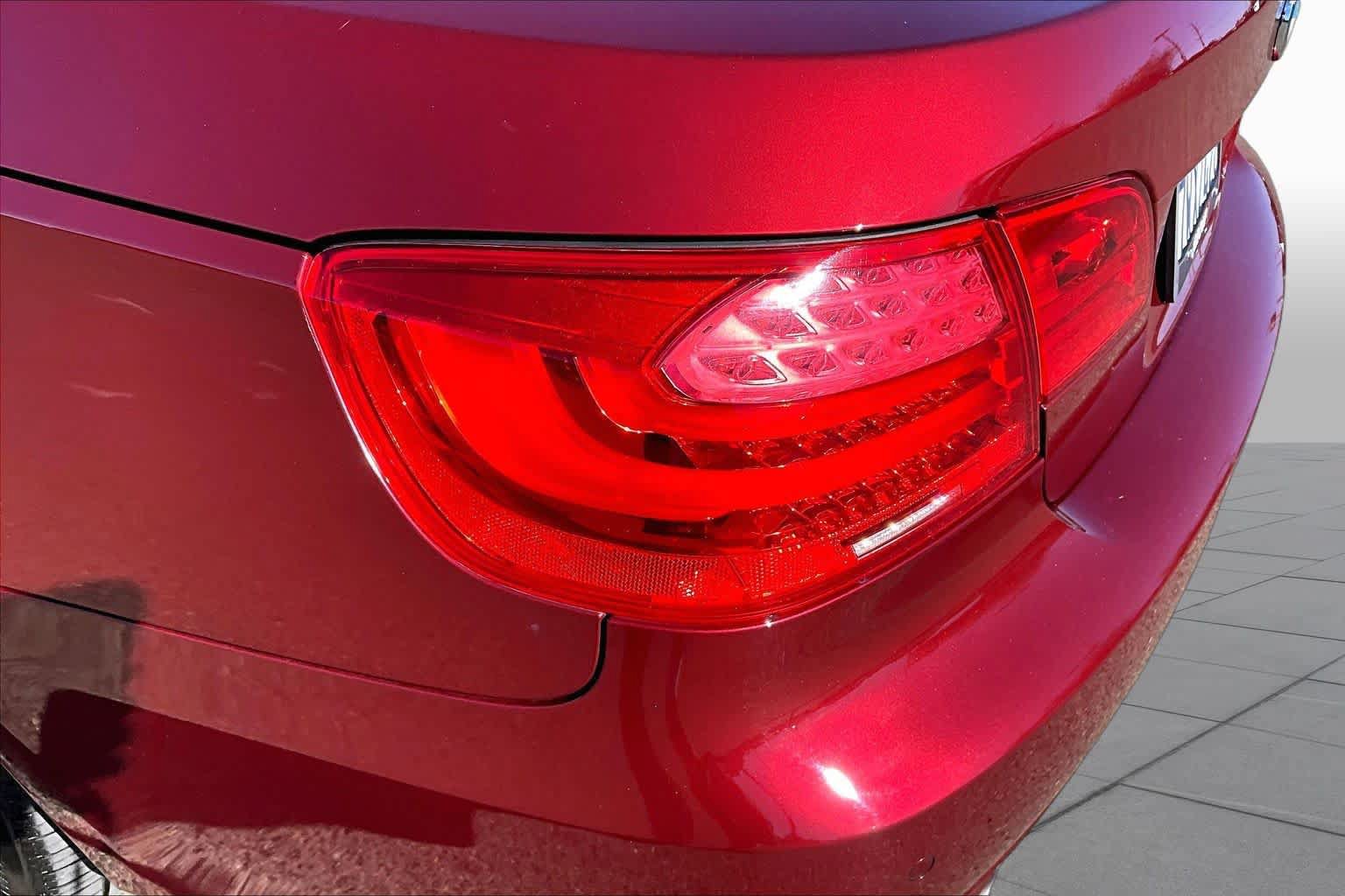 Used 2012 BMW 328i Convertible RWD image 28