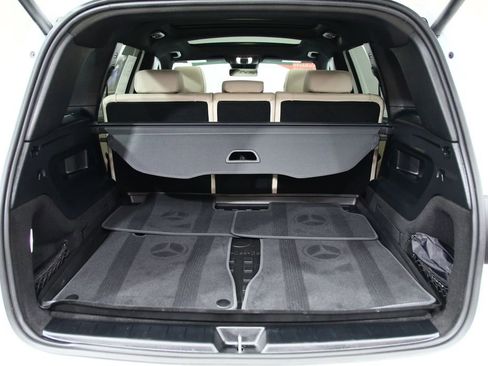 Certified 2025 Mercedes-Benz GLB 250 4MATIC image 26