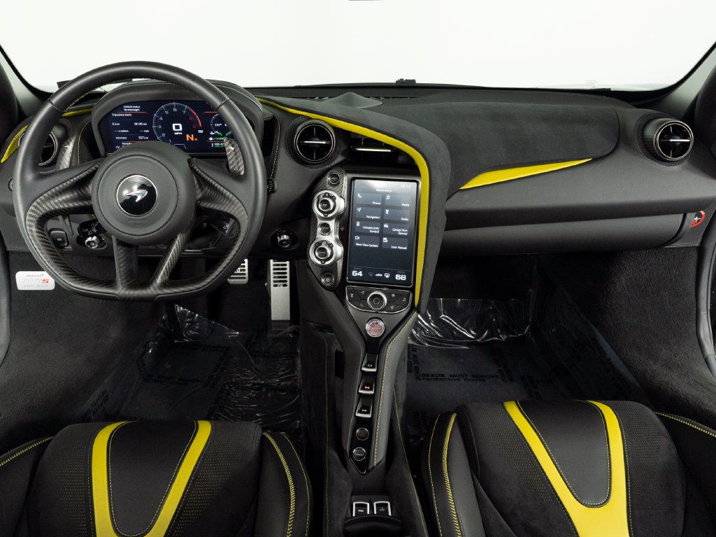 Used 2020 McLaren 720S Performance RWD image 31