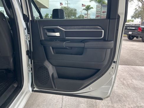 Used 2024 RAM 3500 Big Horn w/ Night Edition image 34