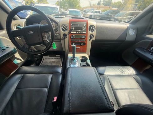 Used 2005 Ford F150 Lariat image 9