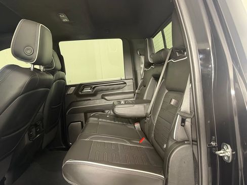 Used 2026 GMC Sierra 2500 AT4X AWD/4WD image 17