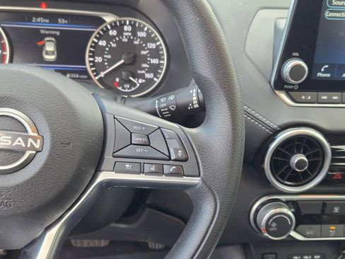 Used 2024 Nissan Sentra SV image 27