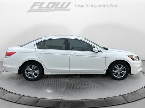 Used 2011 Honda Accord SE image 10