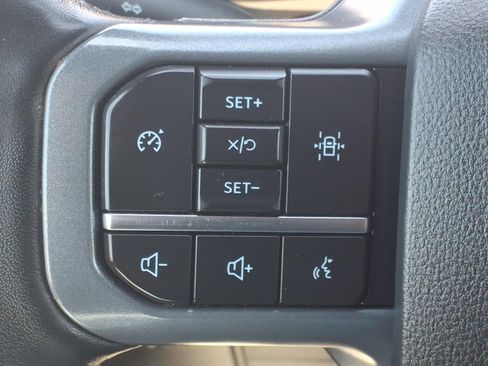 Used 2023 Ford F150 Lariat AWD/4WD image 23