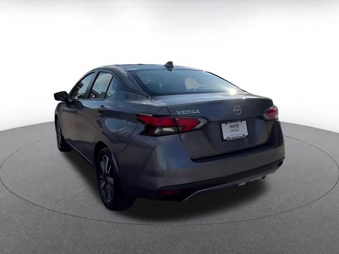 Used 2025 Nissan Versa SV image 11