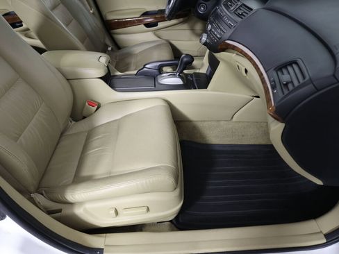 Used 2012 Honda Accord EX-L image 26