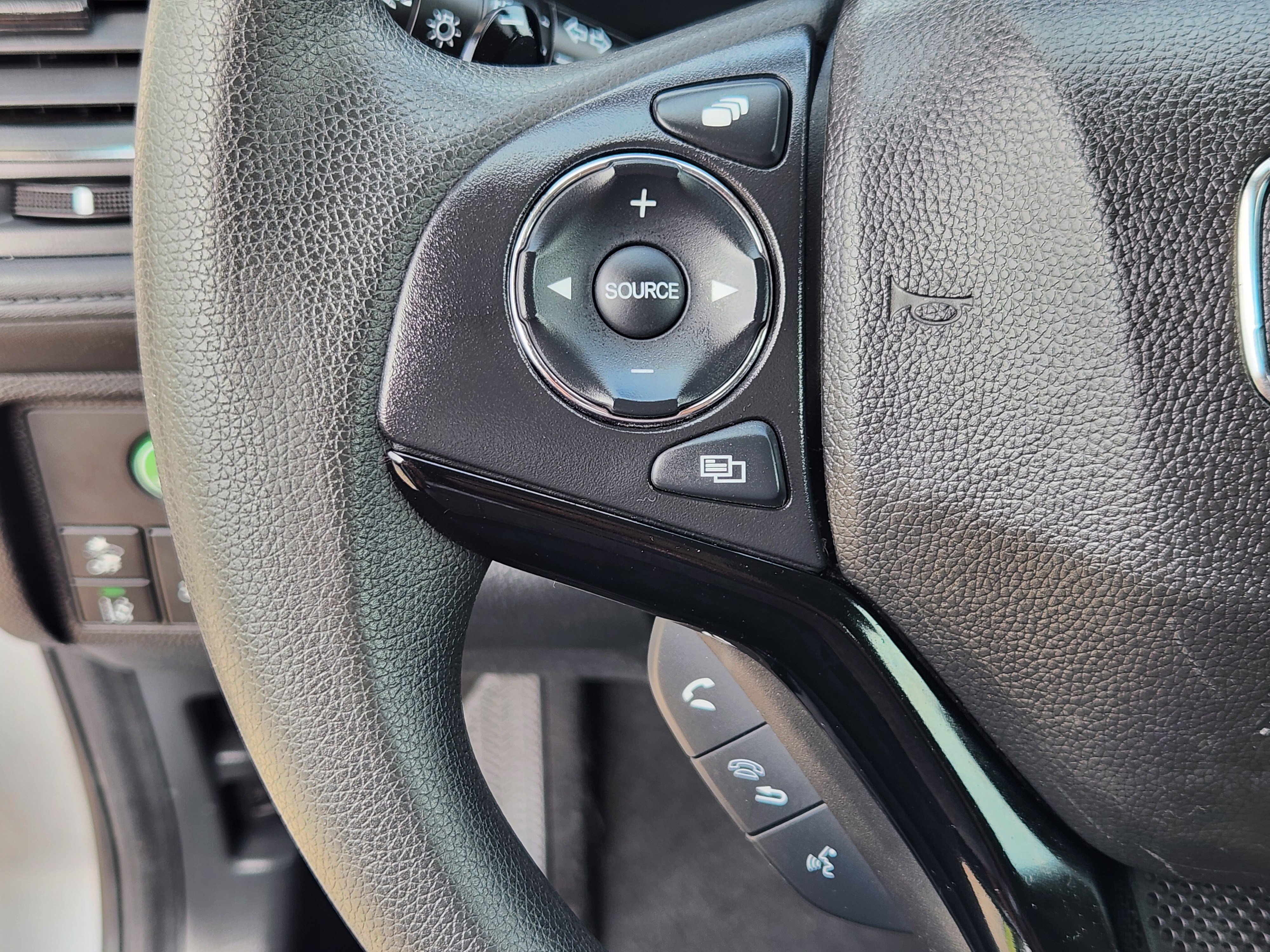Certified 2022 Honda HR-V EX image 23