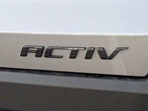 New 2026 Chevrolet Equinox ACTIV image 11