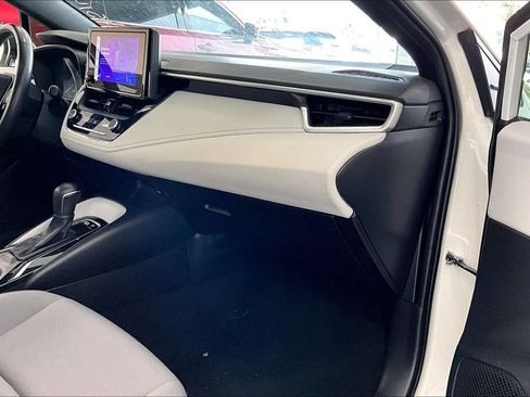 Used 2024 Toyota Corolla SE FWD image 23