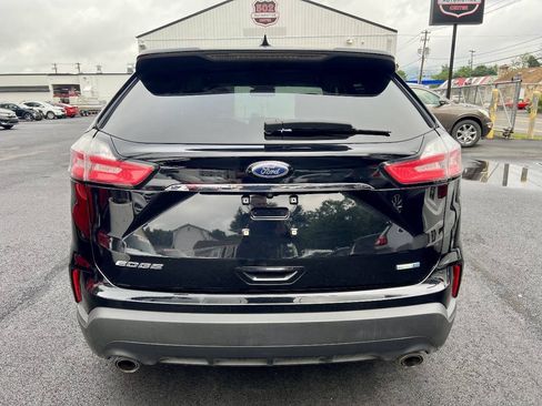 Used 2019 Ford Edge SE AWD/4WD image 4