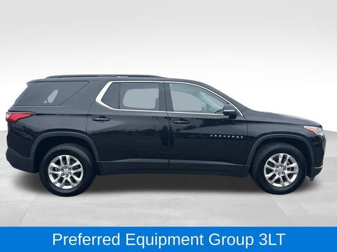 Used 2021 Chevrolet Traverse LT AWD/4WD image 2