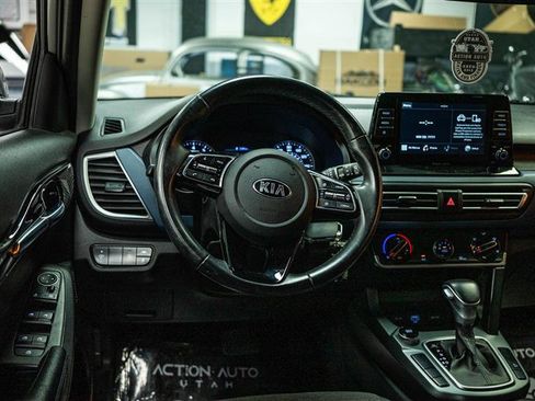 Used 2021 Kia Seltos S image 15