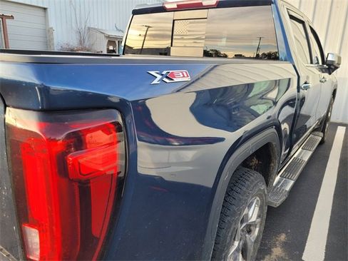 Used 2022 GMC Sierra 1500 SLT w/ SLT Premium Plus Package image 6
